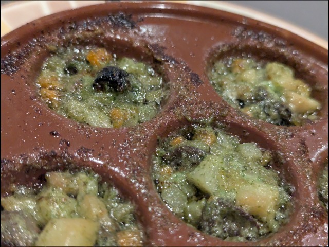 エスカルゴのオーブン焼き アップ（サイゼリヤ）