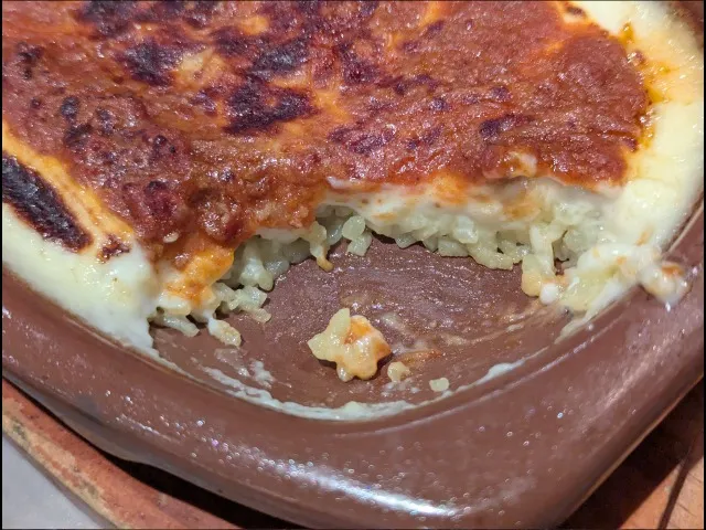 ミラノ風ドリア 断面（サイゼリヤ）