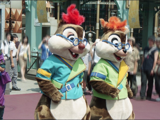 デールとチップ（ディスカバリー・ミュージック・トゥループ）