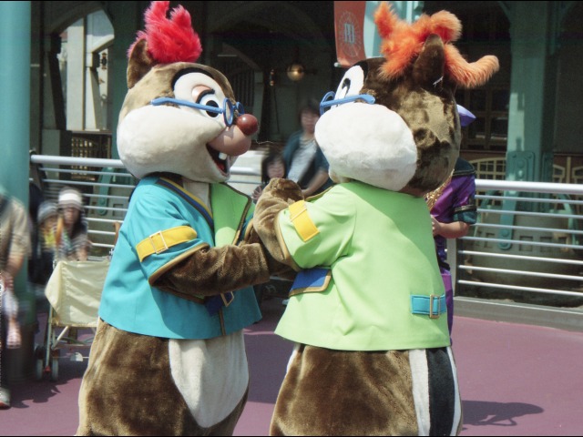 デールとチップ（ディスカバリー・ミュージック・トゥループ）