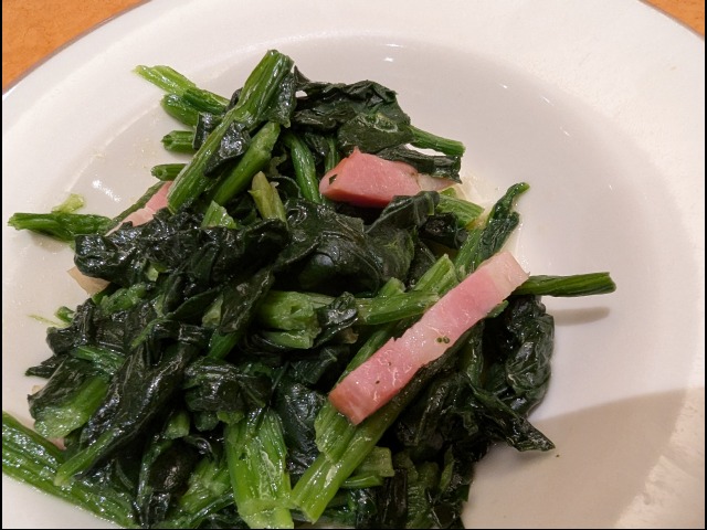 ほうれん草のソテー アップ（サイゼリヤ）