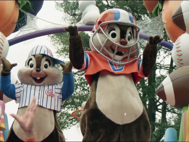 チップとデール（ディズニー・ハロウィーン・パレード 2004）