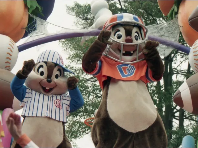 チップとデール（ディズニー・ハロウィーン・パレード 2004）