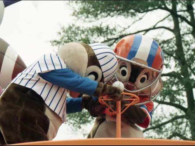 チップとデール（ディズニー・ハロウィーン・パレード）
