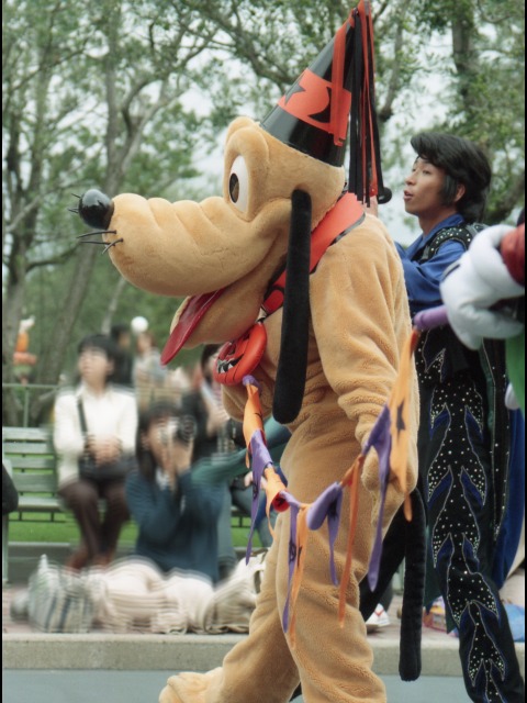 プルート（ディズニー・ハロウィーン・パレード 2004）