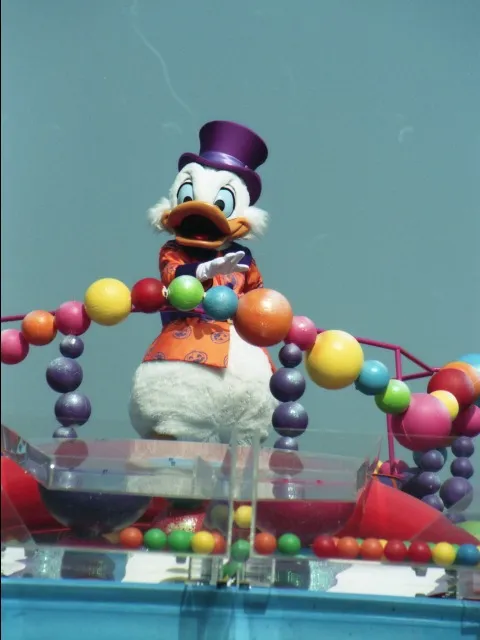 スクルージ（ディズニー・ハロウィーン・パレード 2004）