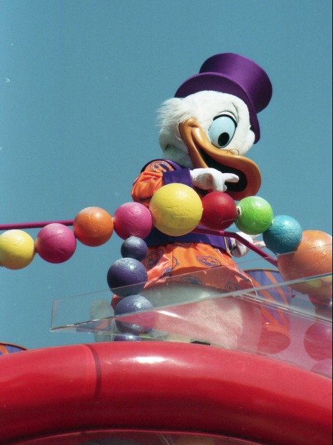 スクルージ（ディズニー・ハロウィーン・パレード 2004）