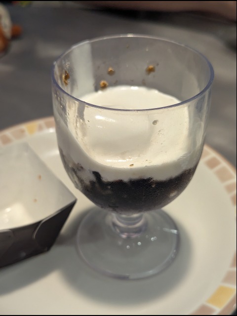 コーヒーゼリー＆ミルクジェラート 合体（サイゼリヤ）
