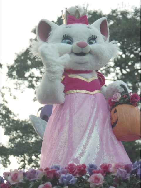 マリー（ディズニー・ハロウィーン・パレード 2004）