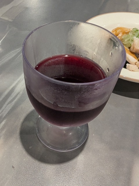 赤ワイン グラス（サイゼリヤ）