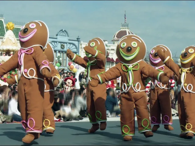 ジンジャーブレッドマン（ミッキーのクリスマス・オン・パレード）