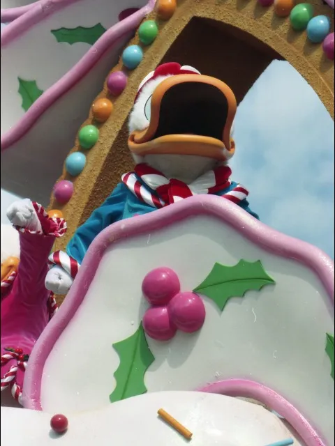ドナルドダック（ミッキーのクリスマス・オン・パレード）