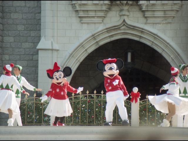 ミニーとミッキー（ミッキーのクリスマスプレゼント）