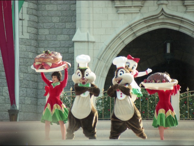 デールとチップ（ミッキーのクリスマスプレゼント）