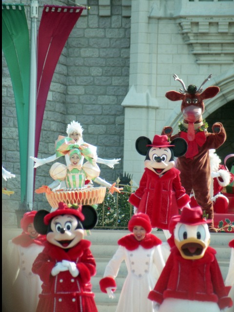 ミニー、ミッキー、ドナルド（ミッキーのクリスマスプレゼント）
