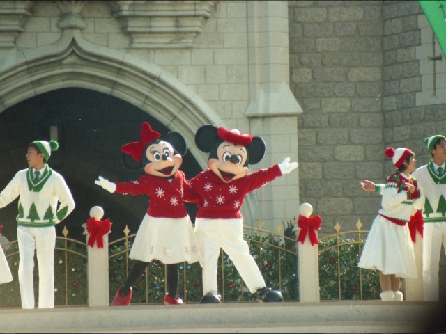 ミニーとミッキー（ミッキーのクリスマスプレゼント）