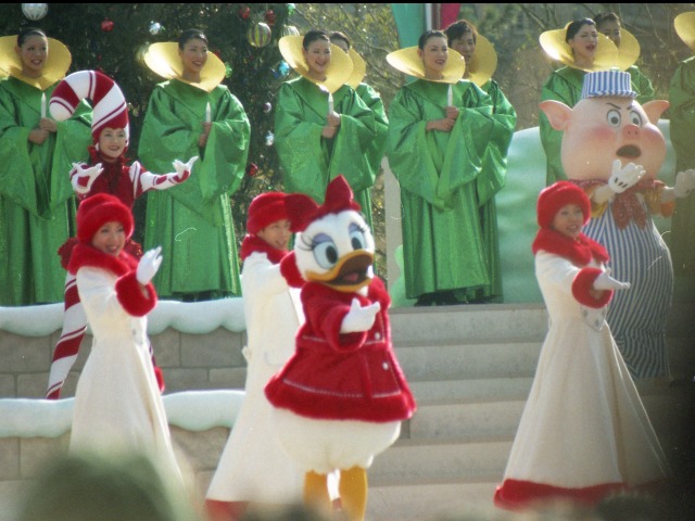 デイジーとプラクティカル（ミッキーのクリスマスプレゼント）