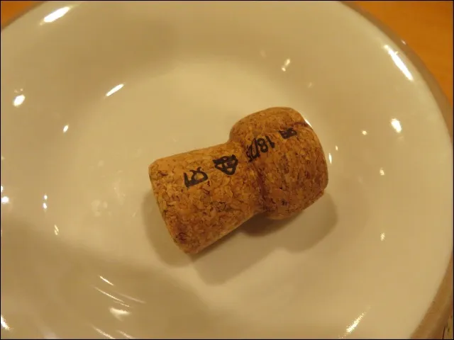 ドンラファエロ 栓(サイゼリヤ)