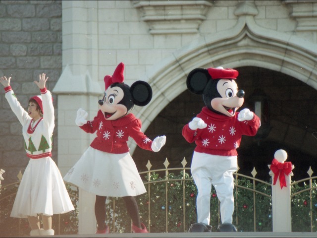 ミニーとミッキー（ミッキーのクリスマスプレゼント）