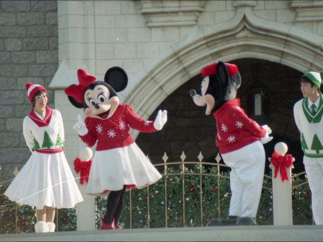 ミニーとミッキー（ミッキーのクリスマスプレゼント）