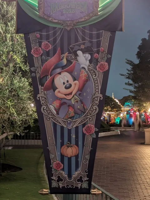 ミッキーの旗(ディズニー・ハロウィーン 2025)