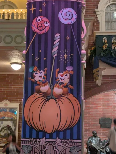 チップとデールの旗(ディズニー・ハロウィーン 2025)