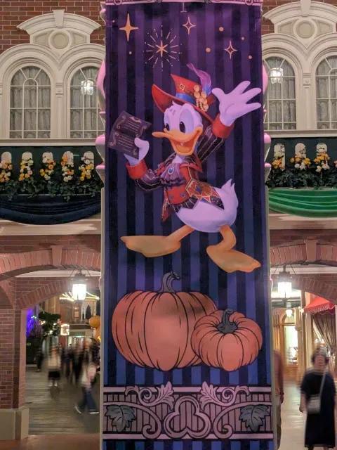 ドナルドの旗(ディズニー・ハロウィーン 2025)