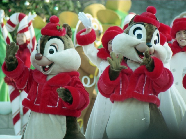 デールとチップ（ミッキーのクリスマスプレゼント）