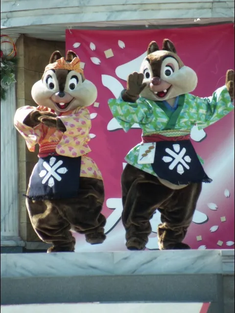 チップとデール（ニューヨーク“お正月”グリーティング）