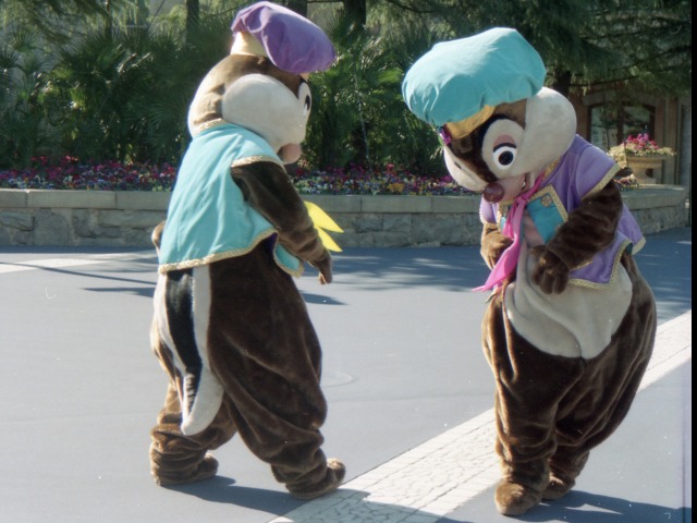 チップとデール（エントランス）