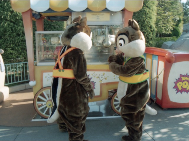 デールとチップ（トゥーンタウン）