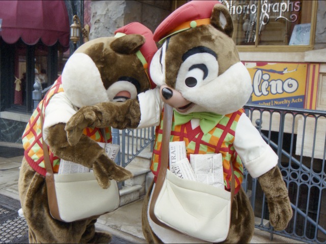 デールとチップ（アメリカンウォーターフロント）