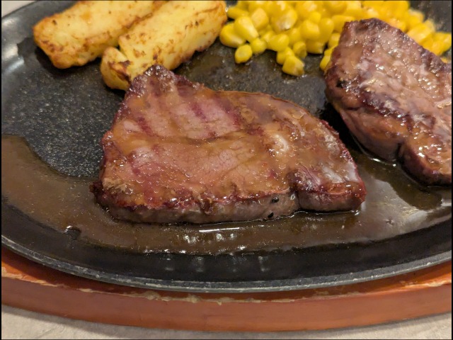 ビーフステーキ カットA（サイゼリヤ）