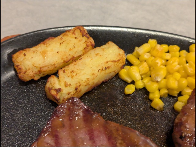 ビーフステーキ 付け合わせ（サイゼリヤ）