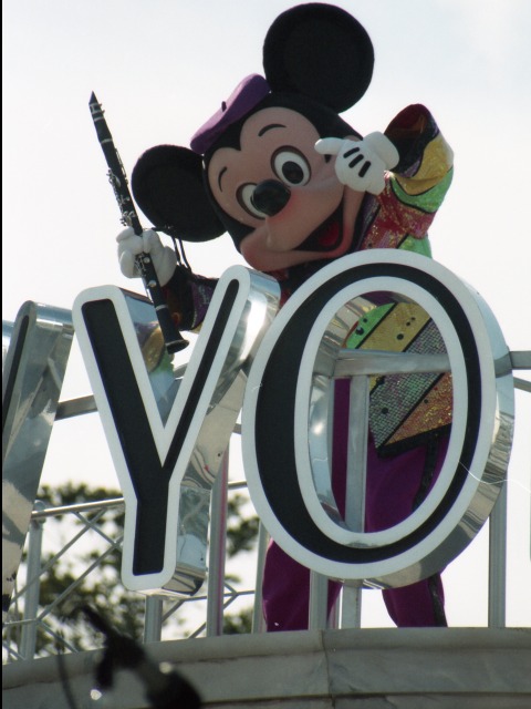 ミッキーマウス（ディズニー・リズム・オブ・ワールド2005）