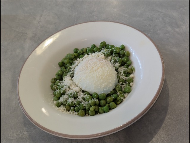 柔らか青豆の温サラダ（サイゼリヤ）