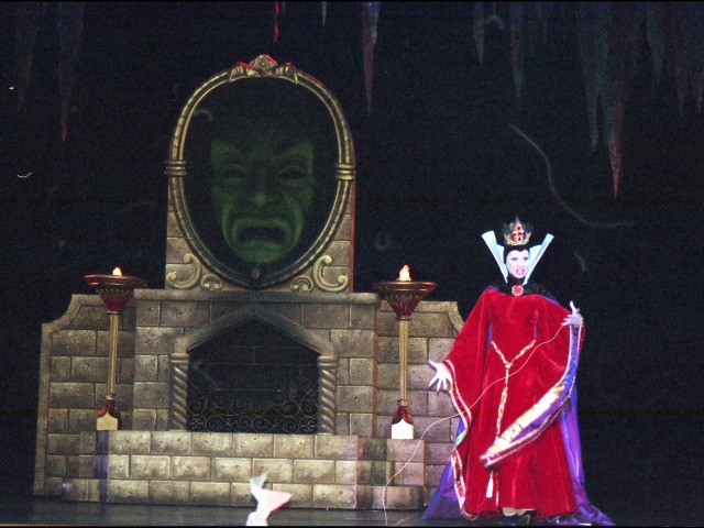 魔法の鏡とウィックド・クイーン（ワンマンズ・ドリームⅡ－ザ・マジック・リブズ・オン）