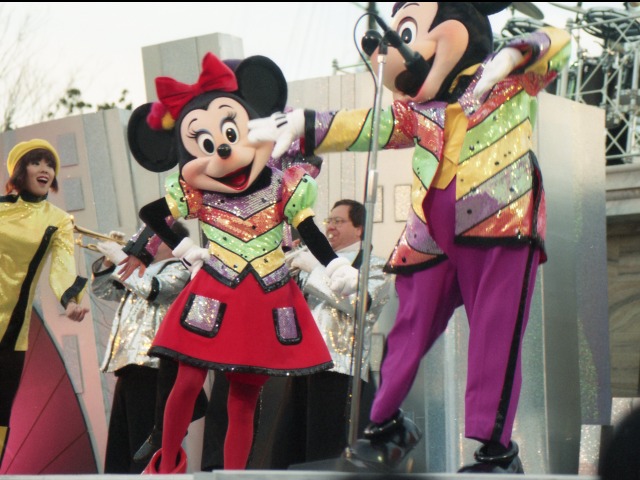 ミニーとミッキー（ディズニー・リズム・オブ・ワールド2005）