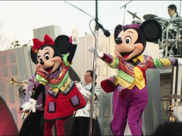 ミニーとミッキー（ディズニー・リズム・オブ・ワールド2005）