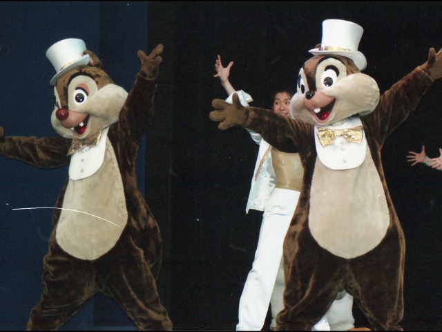 デールとチップ（ワンマンズ・ドリームⅡ－ザ・マジック・リブズ・オン）