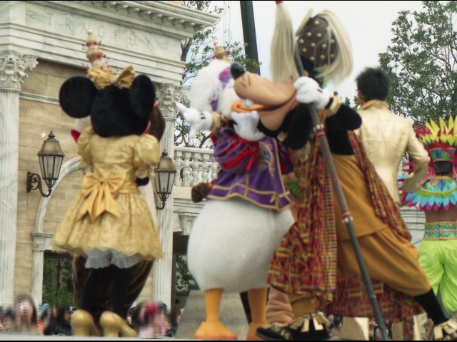 ミニー、ドナルド、グーフィー（ディズニー・リズム・オブ・ワールド2005）