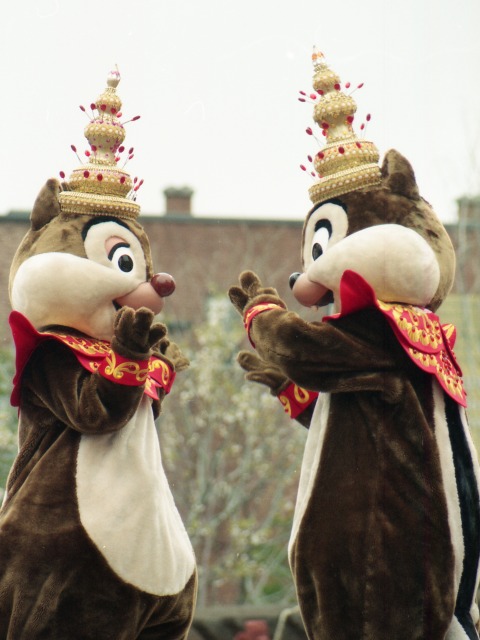 デールとチップ（ディズニー・リズム・オブ・ワールド2005）