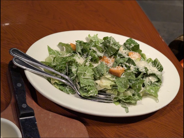 BIGシーザーサラダ(OUTBACK STEAKHOUSE)