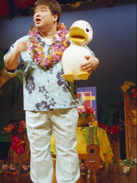 ポノおじさん（リロのルアウ＆ファン）