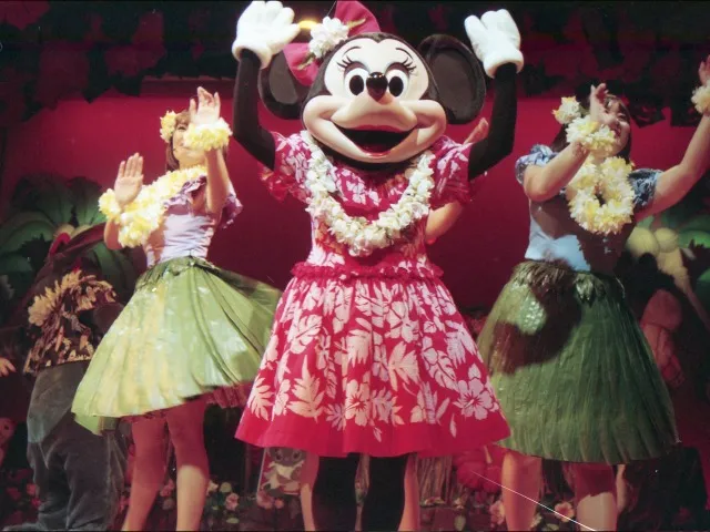 ミニーマウス（リロのルアウ＆ファン）