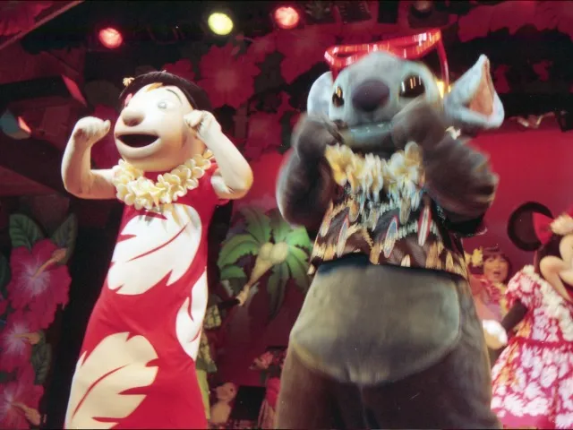リロとスティッチ（リロのルアウ＆ファン）