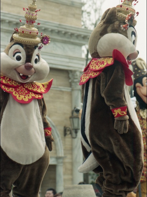 デールとチップ（ディズニー・リズム・オブ・ワールド2005）