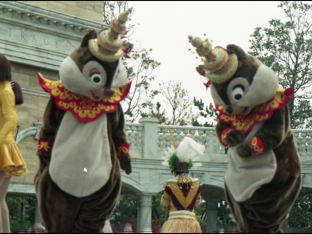 デールとチップ（ディズニー・リズム・オブ・ワールド2005）