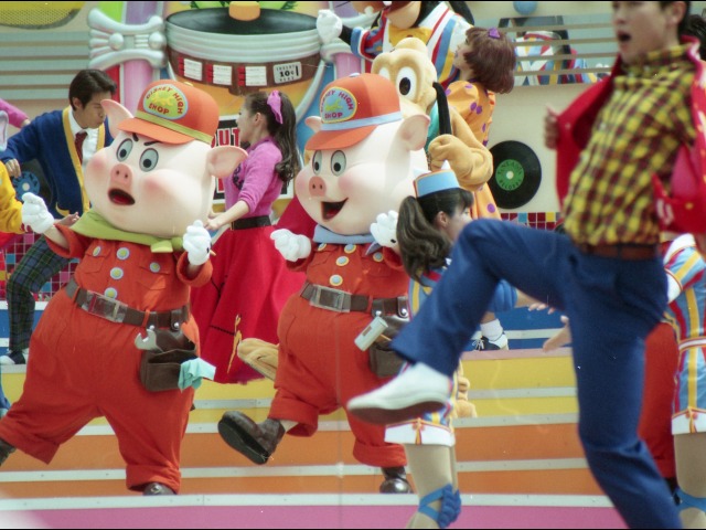 プラクティカルとフィドラー（ディズニー・ロック・アラウンド・ザ・マウス）