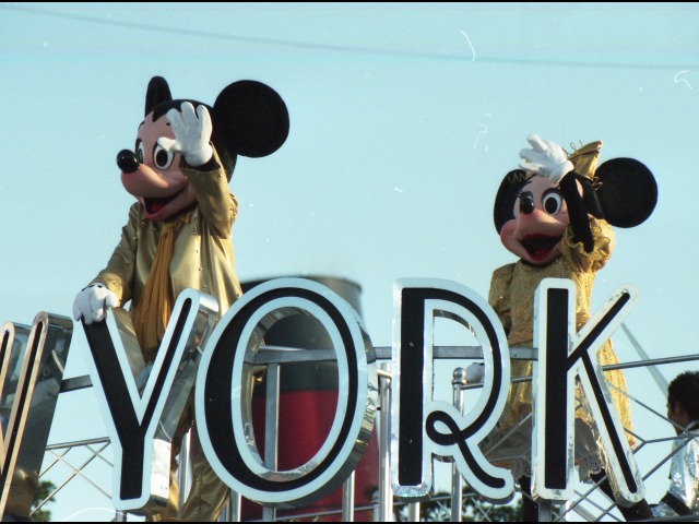 ミッキーとミニー（ディズニー・リズム・オブ・ワールド2005）